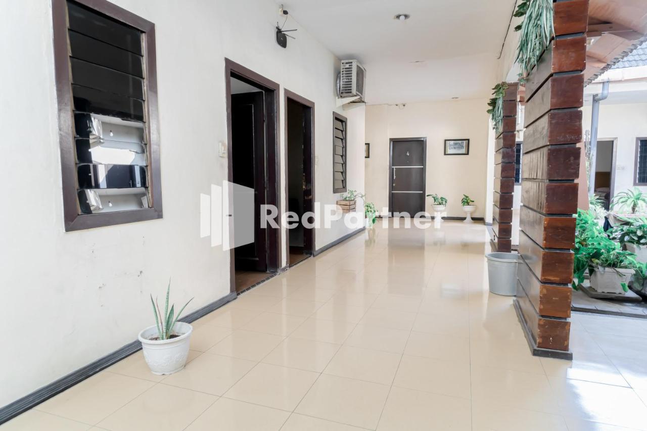 Cherry Pink Hotel Medan Mitra Reddoorz ภายนอก รูปภาพ
