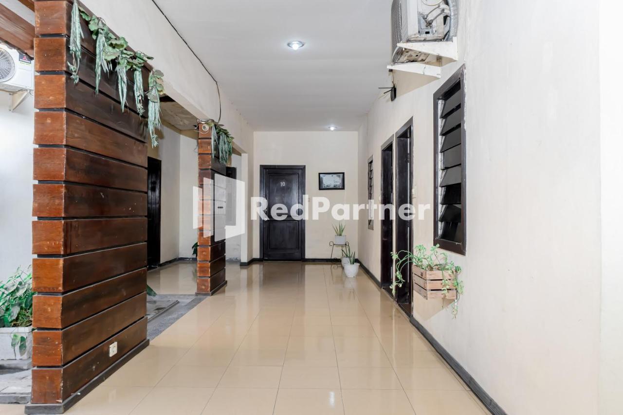 Cherry Pink Hotel Medan Mitra Reddoorz ภายนอก รูปภาพ