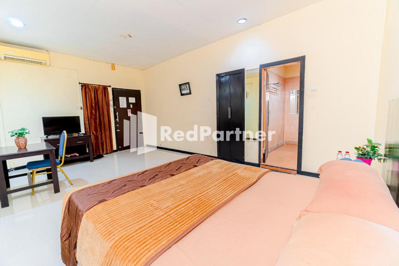 Cherry Pink Hotel Medan Mitra Reddoorz ภายนอก รูปภาพ