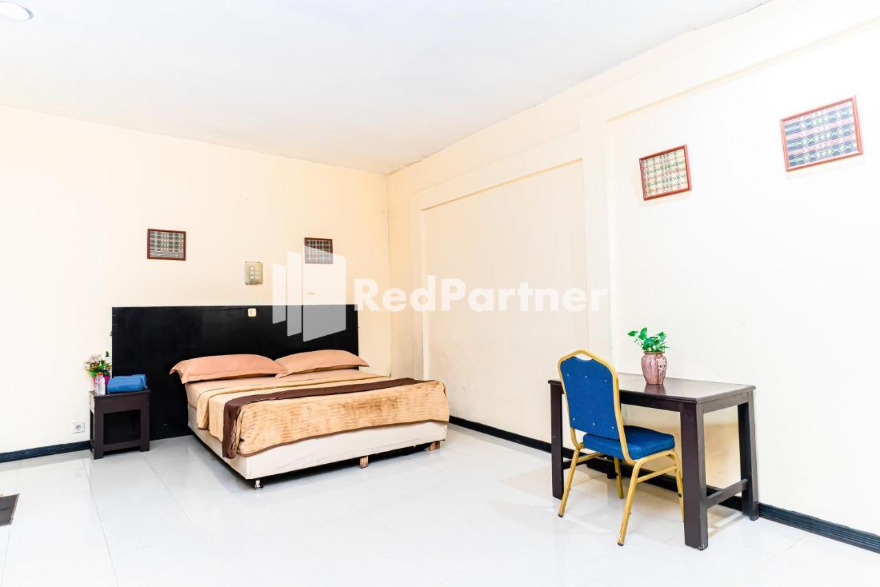Cherry Pink Hotel Medan Mitra Reddoorz ภายนอก รูปภาพ