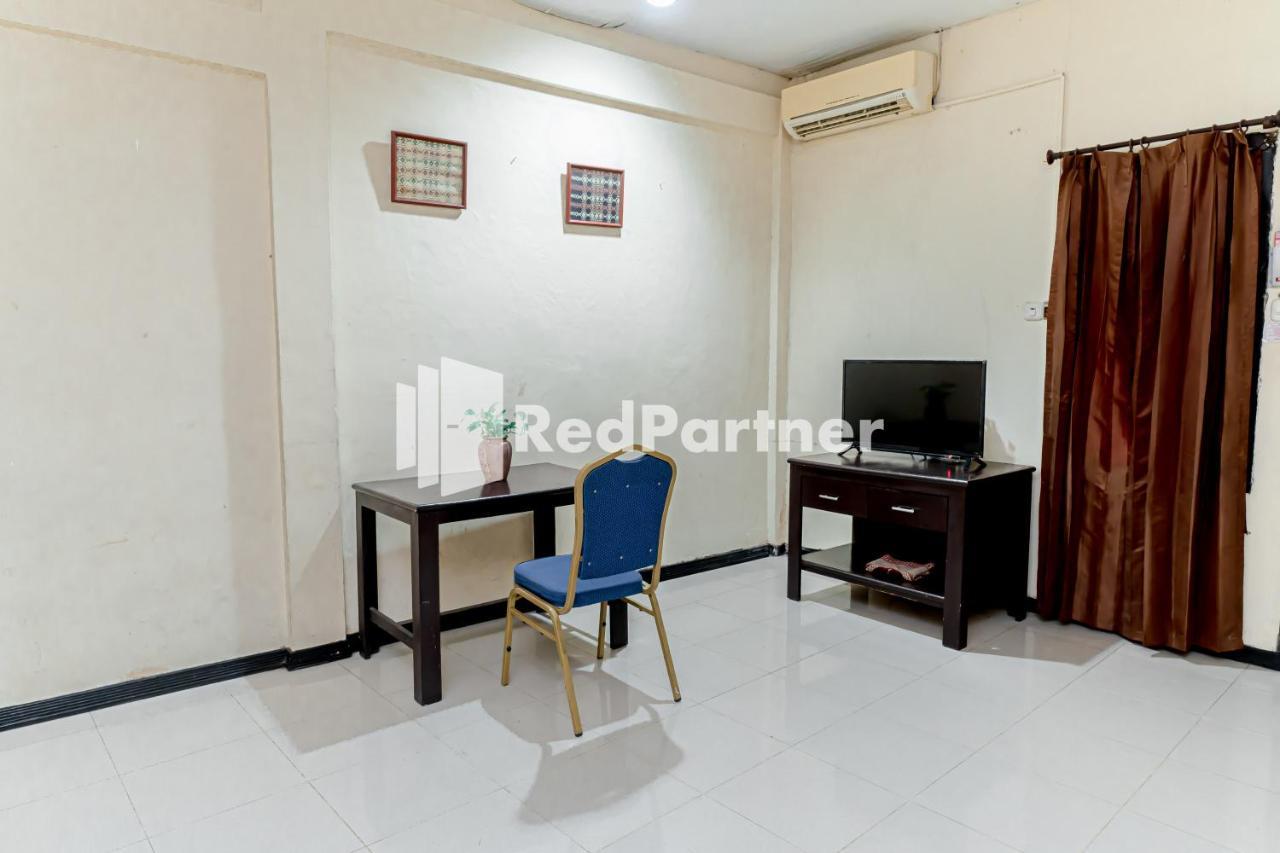Cherry Pink Hotel Medan Mitra Reddoorz ภายนอก รูปภาพ